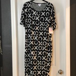 Lularoe Julia XOXO 😘